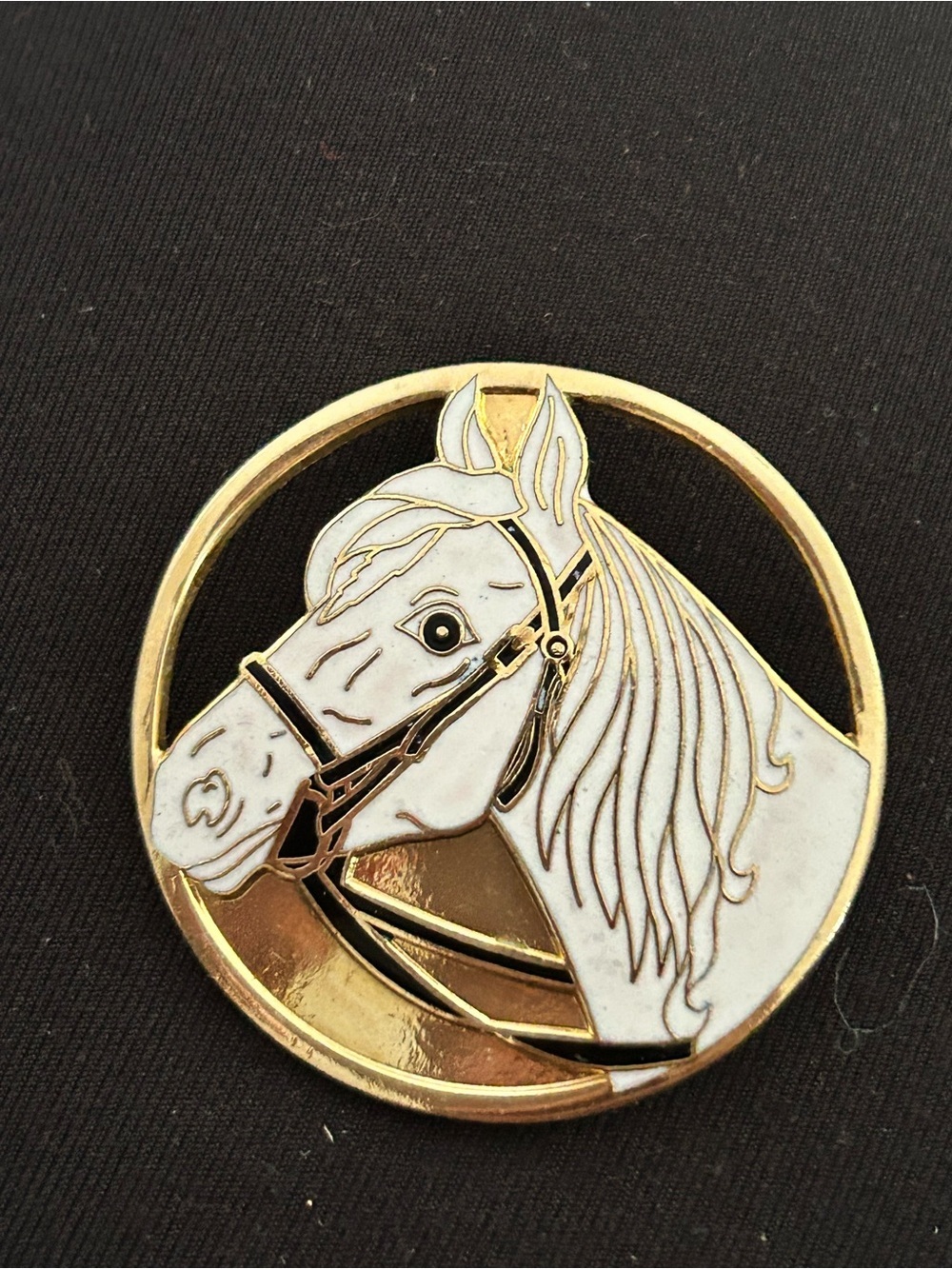 4/)100 Gold and White Horse Enamel Brooch - Women Accessories